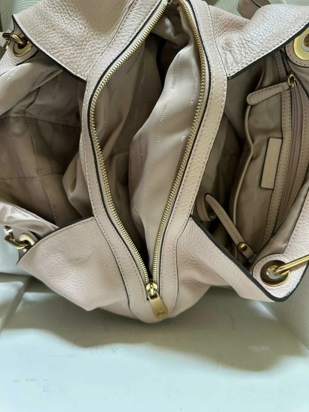 Michael Kors Raven Pebble Soft Pink / Gold Leather Large Shoulder Tote Bag